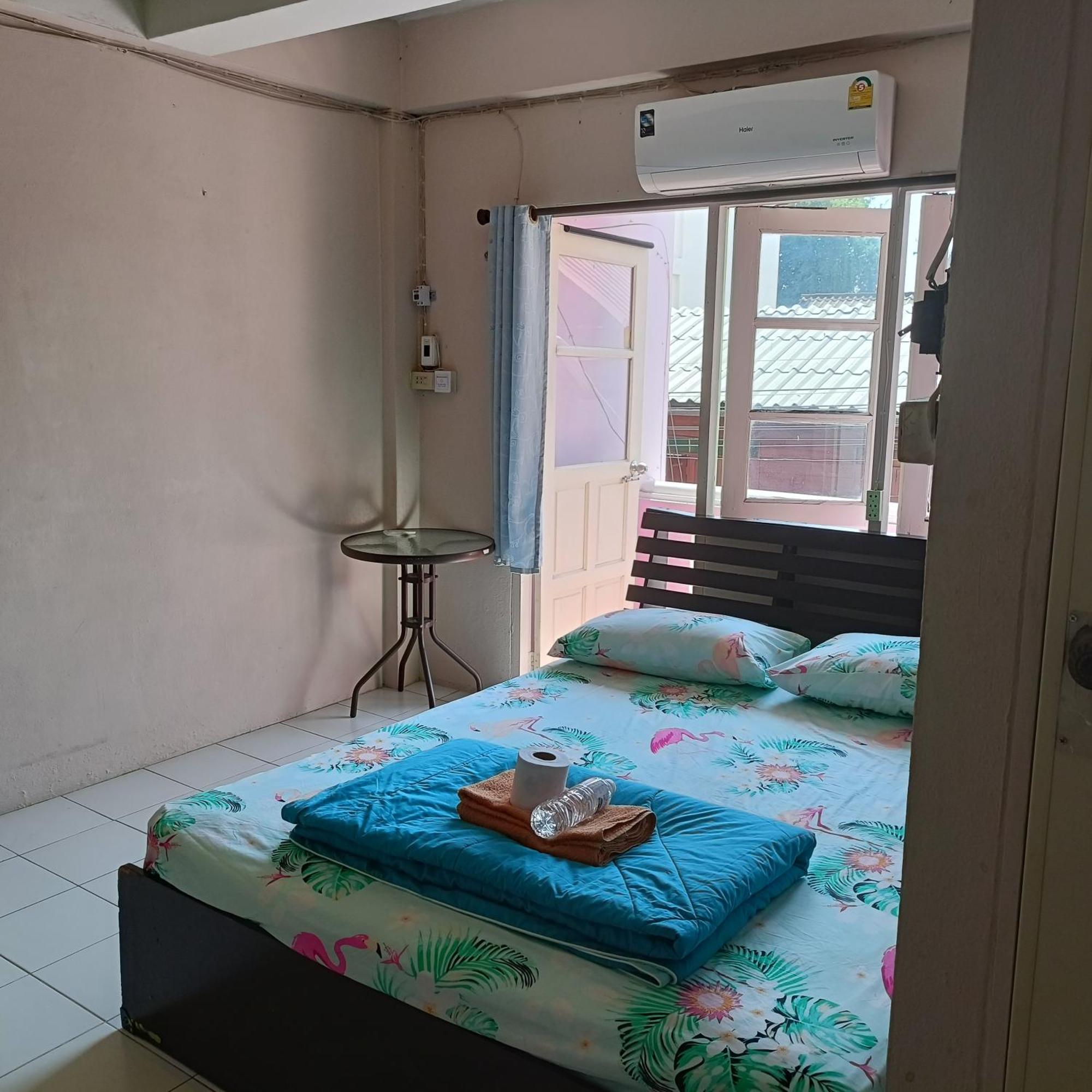 Aparthotel Better House 佰特客栈 Chiang Mai Exterior foto